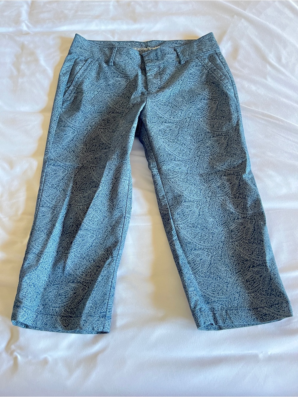 Dockers Size 4P Blue Paisley Waistband Cropped Pants / Capris